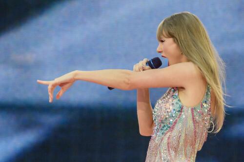 taylor 90f2543521a85b063d