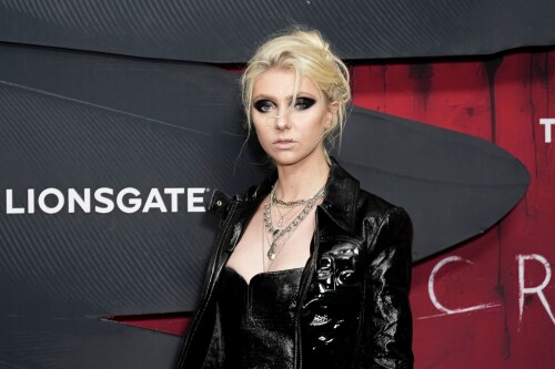 taylormomsen 7019ff5cb37bbeffb