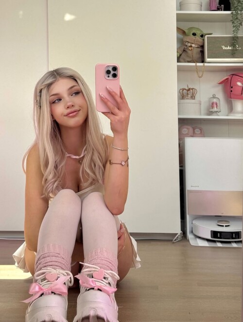 tell me Im cute already 1a2323afbb7709a54