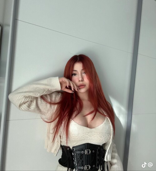 temp image 33C30BE7 06FD 4E50 A997 1AC47645C47E850c23567c270e33