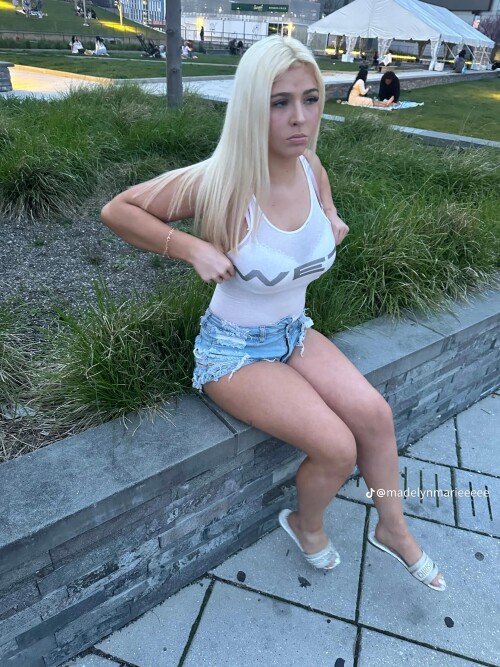 temp image FDF5785B CFBA 4597 A272 70849DA0C47Fde61f9692d19b58b