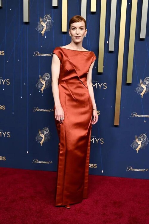 the dress glowed like autumn fire the moment burned into v0 kvxnbposi8pf1a3695d608f1b85ef