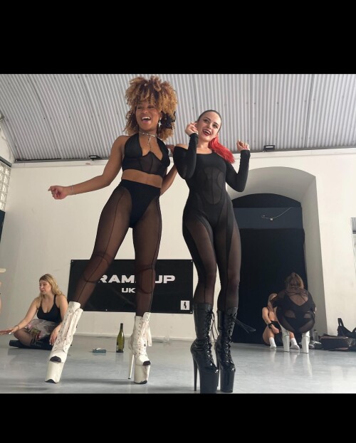 thee doa 8526512c68d29c656779eae