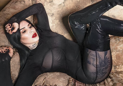 thekatvond 20220612 0003 giga955f0d180547f327