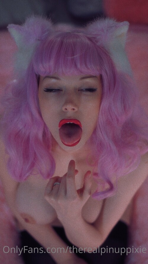 therealpinuppixie 001066743ae06f8f222ec