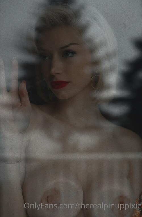 therealpinuppixie 00250fab8cbc47fbf251b