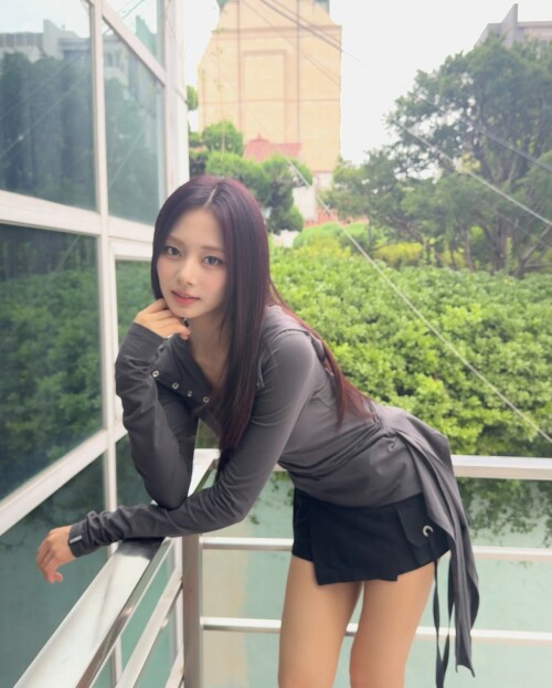 thinkaboutzu2025 09 08 01 11 388fc31feb 0742 4576 940d 313bca3f1af5206ff01af0cfc54d