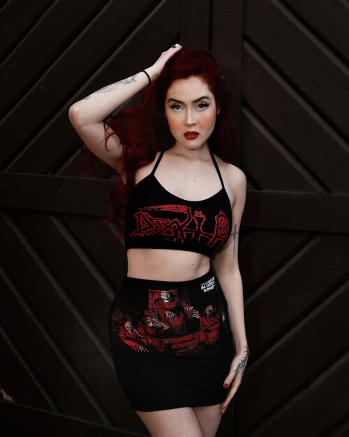 thumb 61f051db916cc5e704