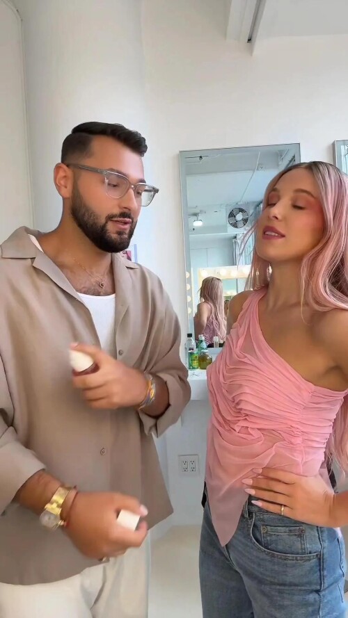 tiddies in pink v0 5udosi7c0xpe1f3408d4825f5a73e