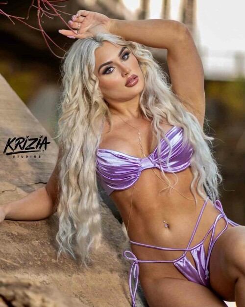 tiffanywwe 1667687318344