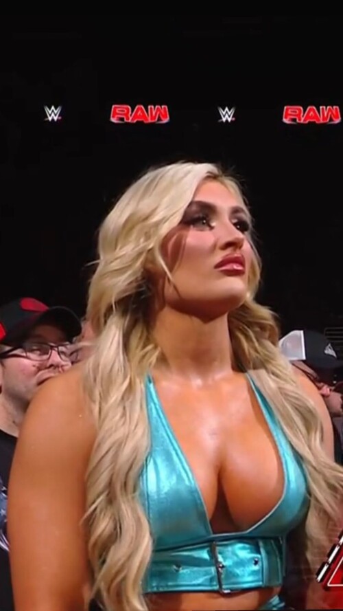 tiffanywwe 20240429 STORIES 3357161645444533031 4 3357326784636862446116ff0d3cc09e43d