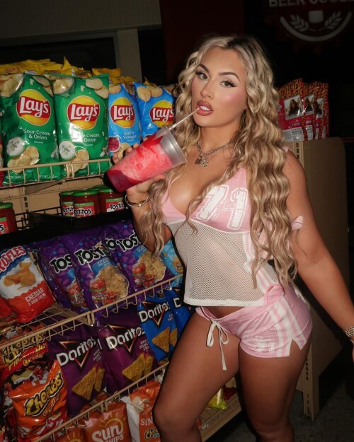 tiffanywwe 20240729 p 3423031713158842883 1 342303170029078636810aeedb28c11701b