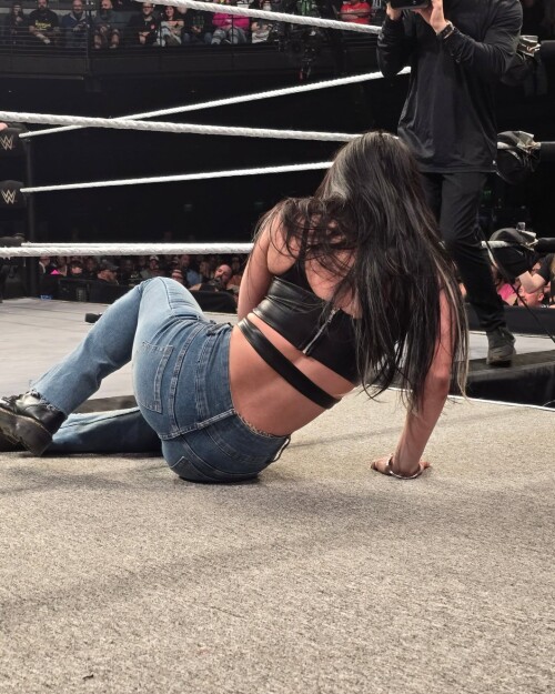 tigheashaffer_1740582660_3576589039714278941_52137924536dd9be8f6df2f6f7f