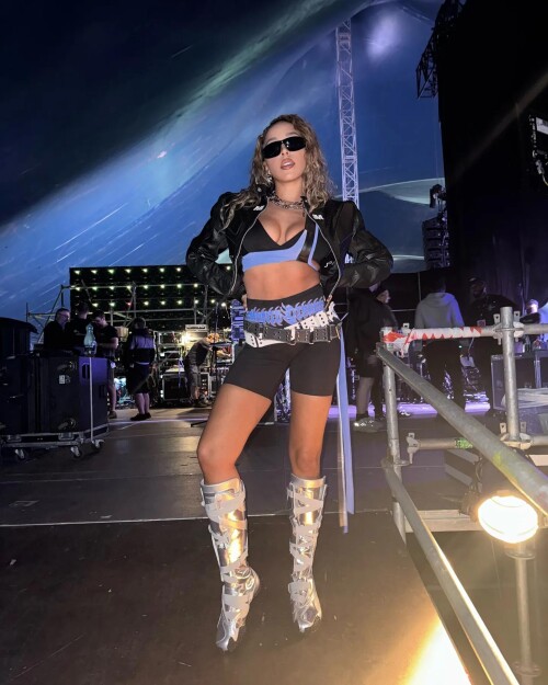 tinashenow 1721158255616e97f47a1d5dbb1a4