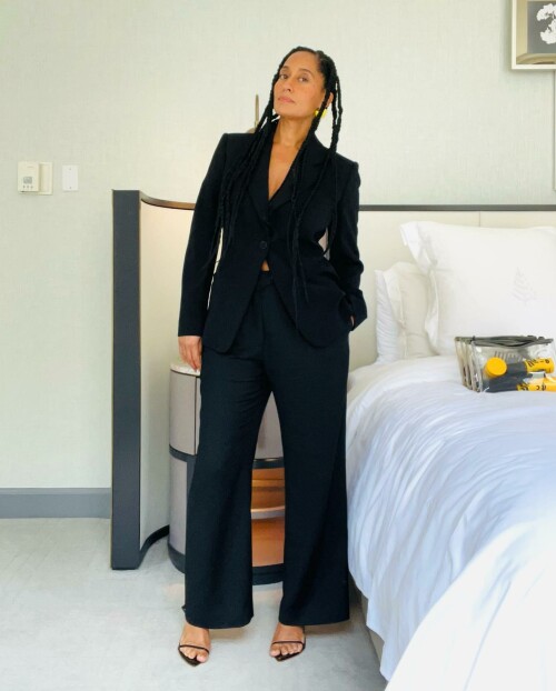 traceeellisross Cg4dCFDrwyw 3