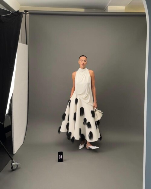 triytutyqqq 12a2d4900949d1911