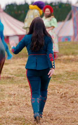 tumblr_1b348217ebbd6eab49f444a3ed07338a_e7023b34_400