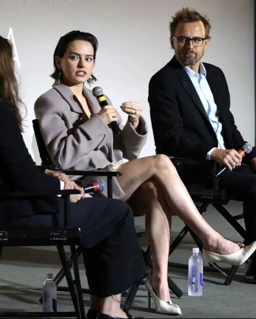 tumblr 5e7c034d7cc2f5e6dc2768f570d49b89 5a241d69 1280b7ed5455a8f6b71e