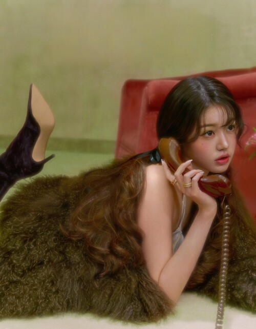 twitter wonyoungdollz2025.08.191957635296717336682Gyrq69AWAAUOkV2eb1d1f7346dfba32
