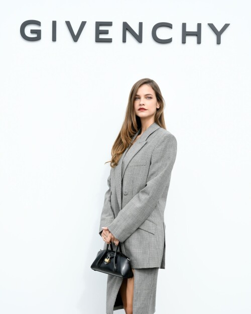 uBQ3irea o89780ac3d9def7e8