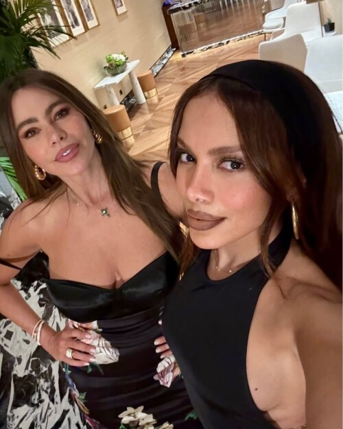 uiuoup 17844edcde9991699