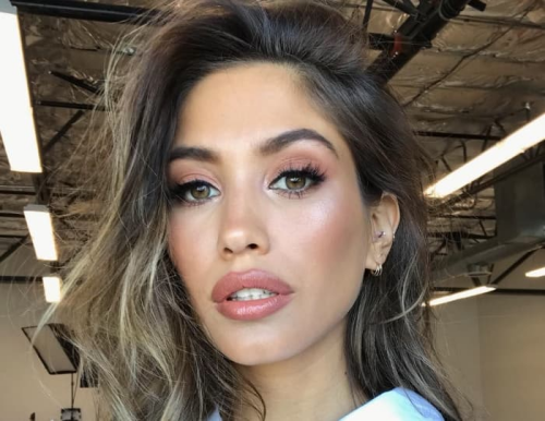 unknown05b5a97f27324e93