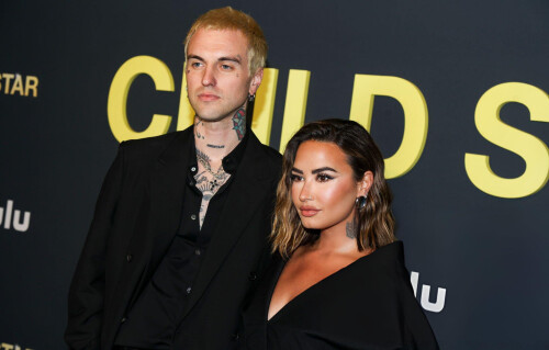 uzGDUW6Bp74e62f085cb82198b