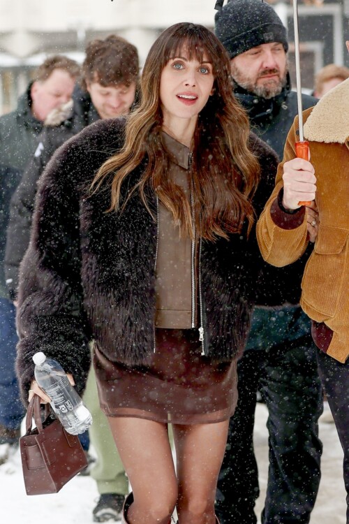 v0bygh89p0-338e487f351d1b203