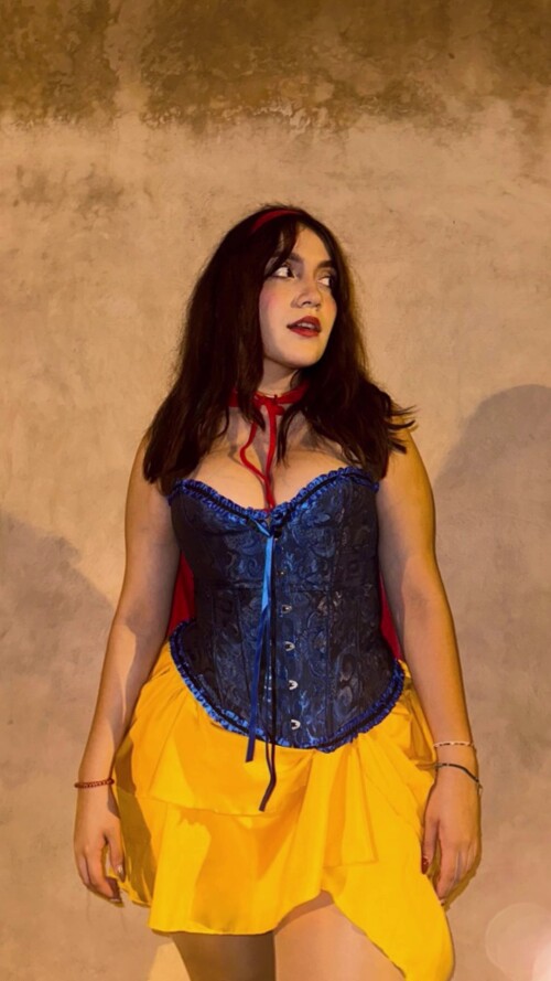 valeria433552dbc58b8339b90fb