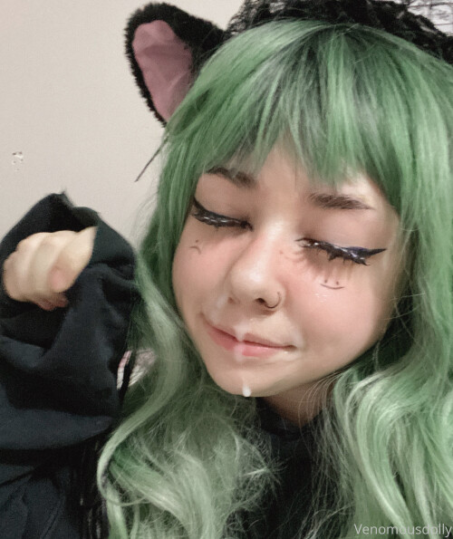 venomous dolly 273f0f434a6a71c754d