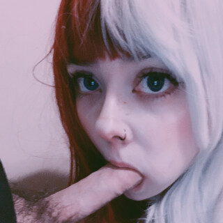 venomous_dolly-7058440a40b802e60f