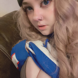 venomous_dolly-86e11f5043376ffbb4