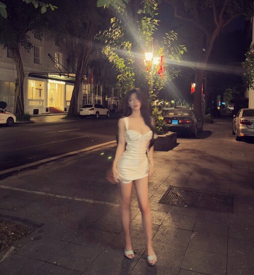 veronica lucifer 3726468540800298549s2025 9 21 21.39.551 storyae1b26dabc68aed7