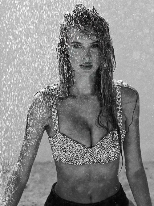 veronikarajek2025 09 06 03 48 498a46818f 0767 4864 a3b9 55a79420f011ca8c92317cd40adf