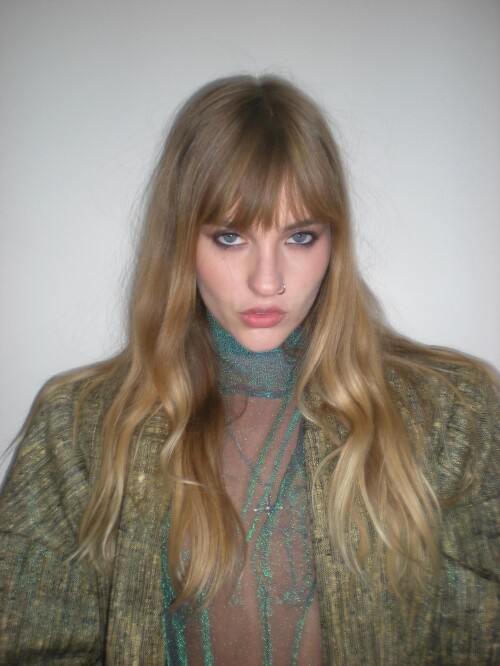 vicdeangelis 1759766828 3737517505716798086 1781612046d73aed099633501