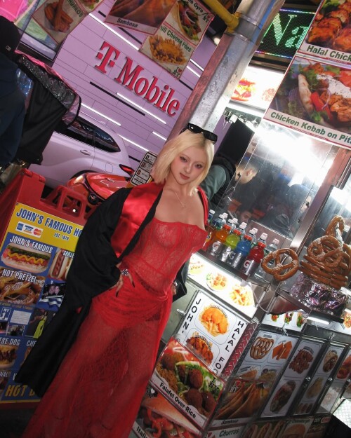 vickie pong 36554119837517073414a40f3d9a3ffd433