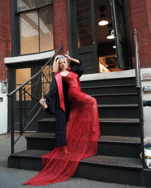 vickie pong 365541198383550823354bfd1d8a9c02828