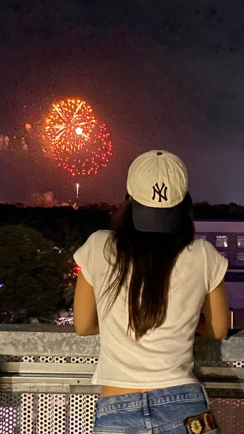 victoriajustice 1751690581 8326823bdb2bb4247dedeb3