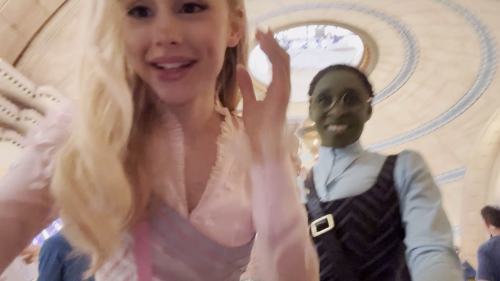 videoframe_029d9ec940c424502