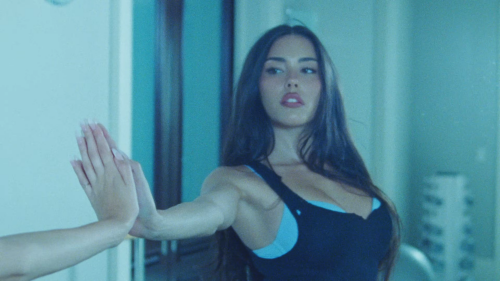 videoframe_1065190a5de0b5748f7f46