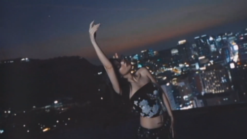 videoframe_121910b69af183ef449787