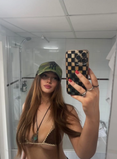 videoframe_1260---Copy70decab25d32e283