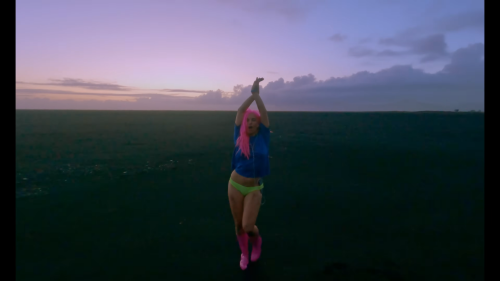 videoframe_127408c48d5f8b9f3d0949