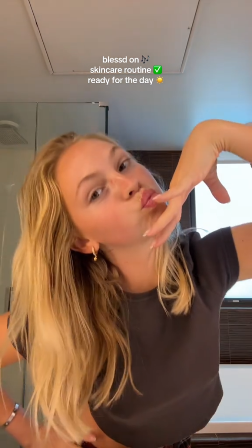 videoframe_1432935a5c48ecf74aac1