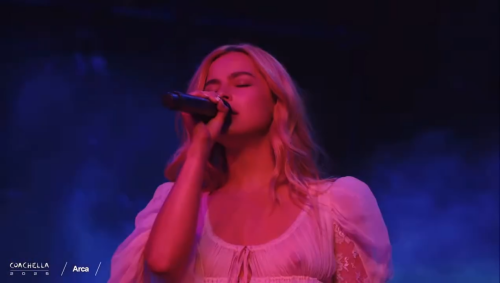 videoframe_187792482e1df1ca0817c