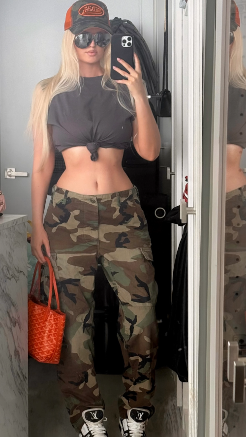 videoframe_2214adbbe262e0001ba7