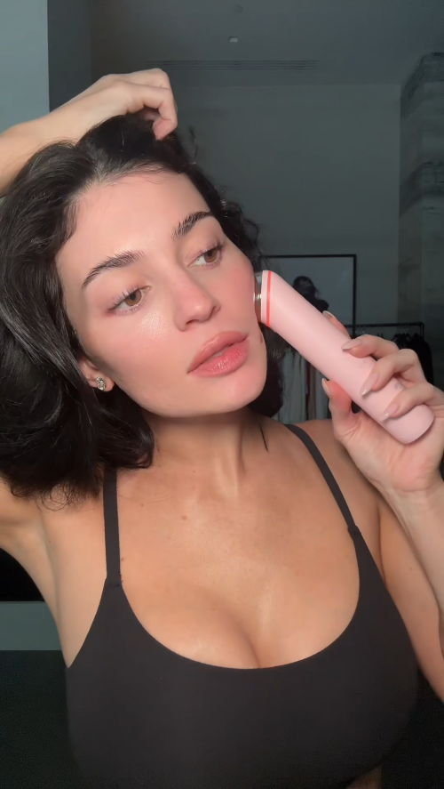 videoframe_2966915198b996ce97fe5