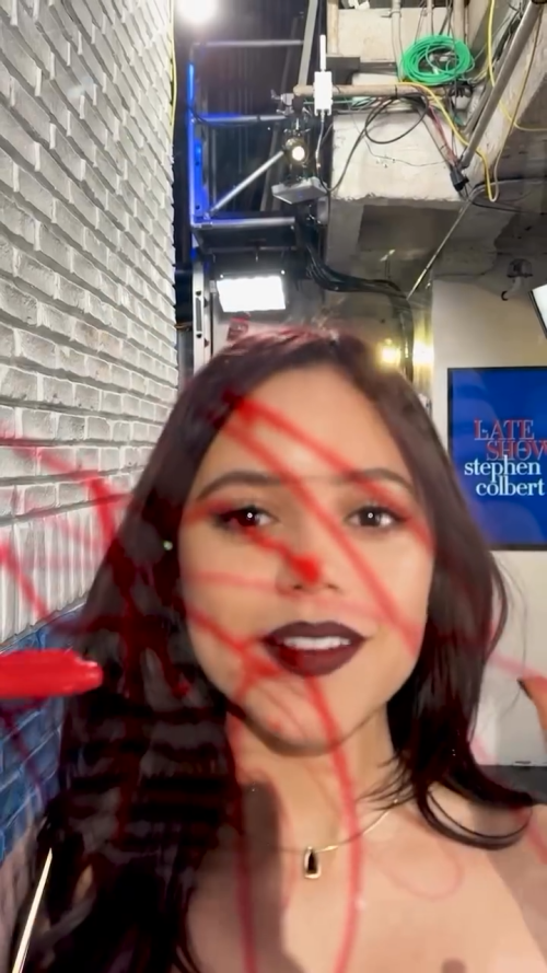 videoframe_3712988ad9c4461a1999