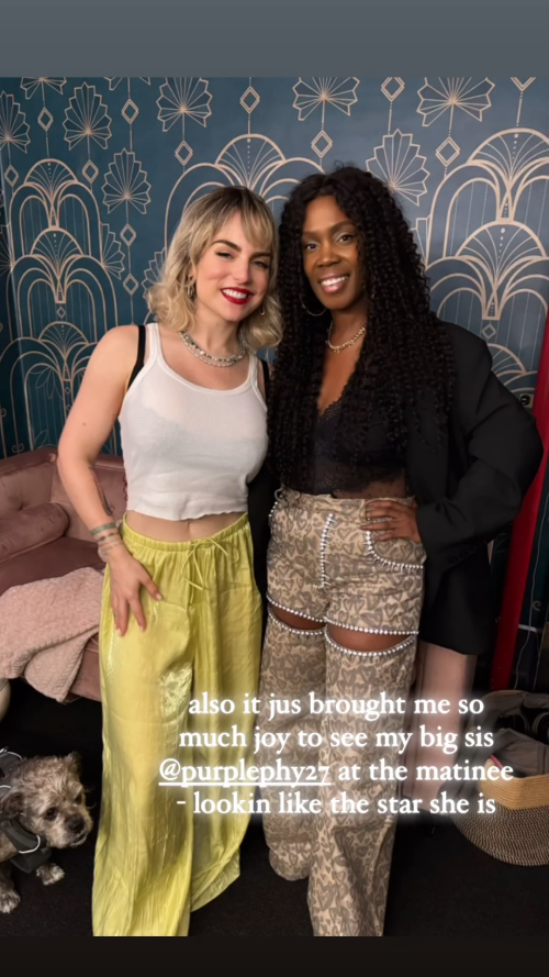 videoframe_5000ee1c3cfd2947ba1b