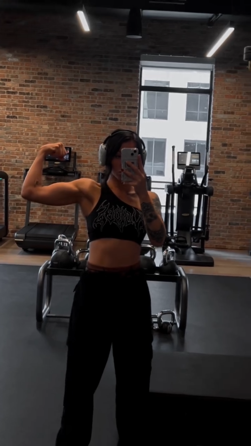 videoframe_57710d7d26049bd14064